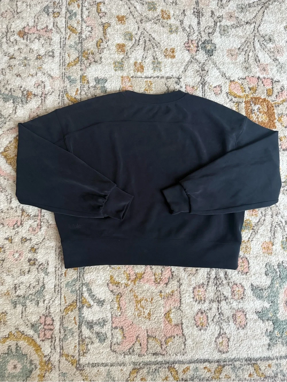 Lululemon Softstreme Perfectly Oversized Cropped Crew Black Size 6 Sweatshirt